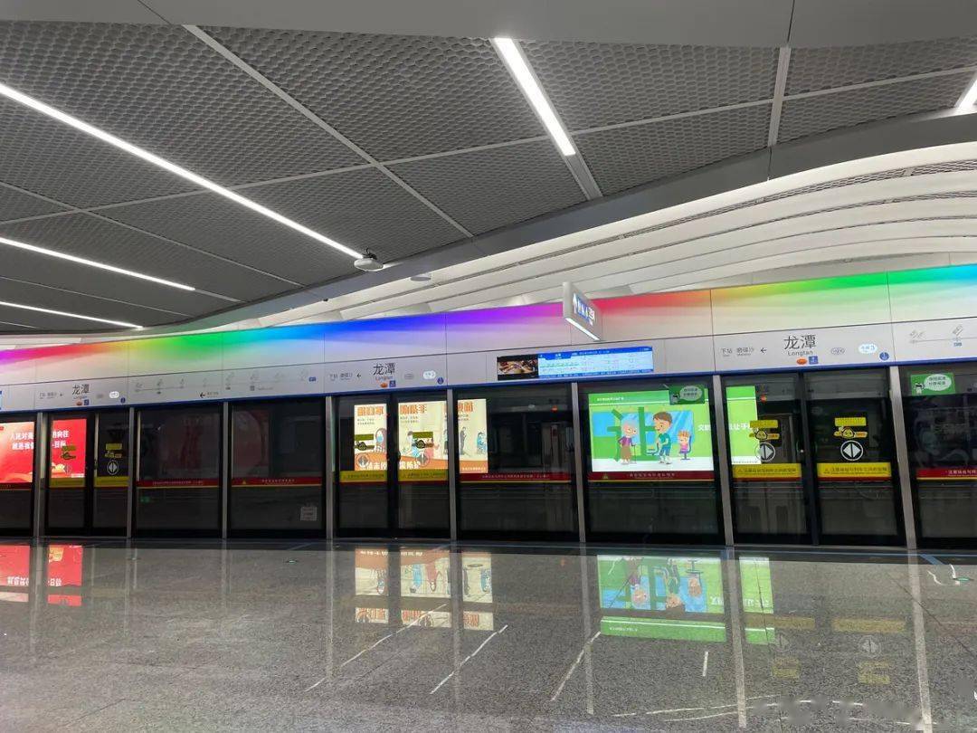 2021年9月开通的广州地铁18号线,未来将会与城际铁路完美融合.