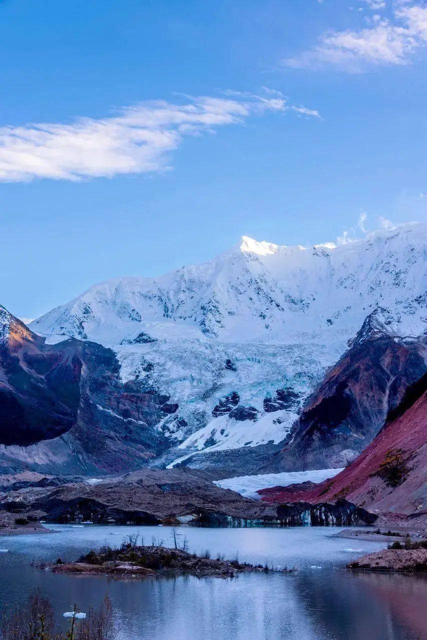 雪山_极致_湖泊
