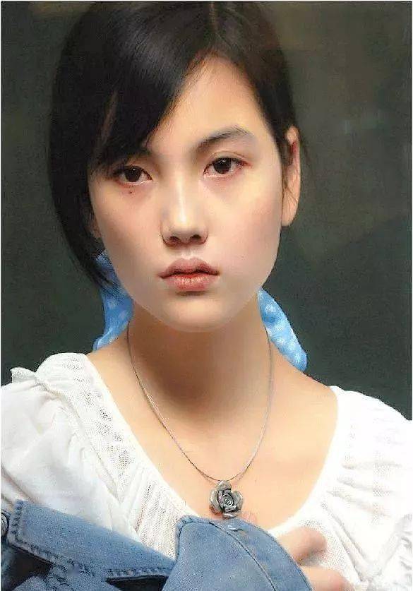 冷军的画有多真?专家质疑:这和照片有什么区别?_作品_绘画_艺术