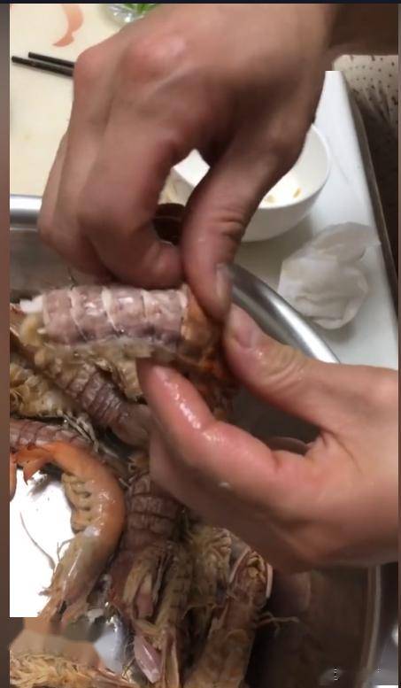 青岛,早春四种带仔的海货鲜嫩肥美,低于30一斤千万