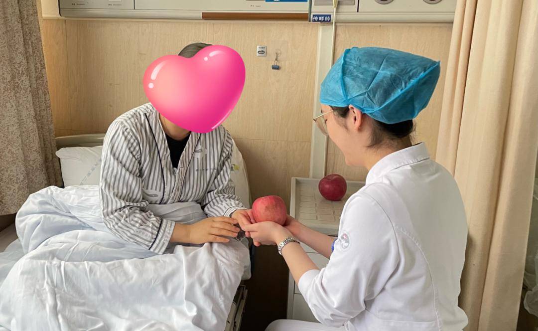 【聆听丨叙事护理 ⑤】"苹果奶奶"和苹果