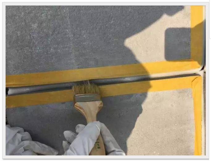 美容胶"一枪成型"的秘诀_缝隙_施工_装修