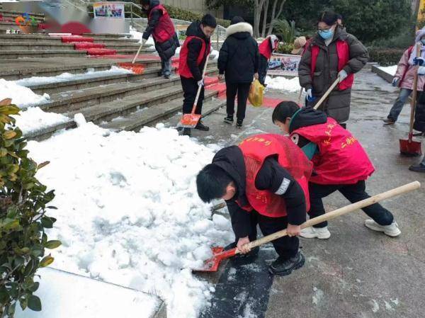 武汉市机场,车站,景区都在行动,现场直击→_保障_阴天_天气