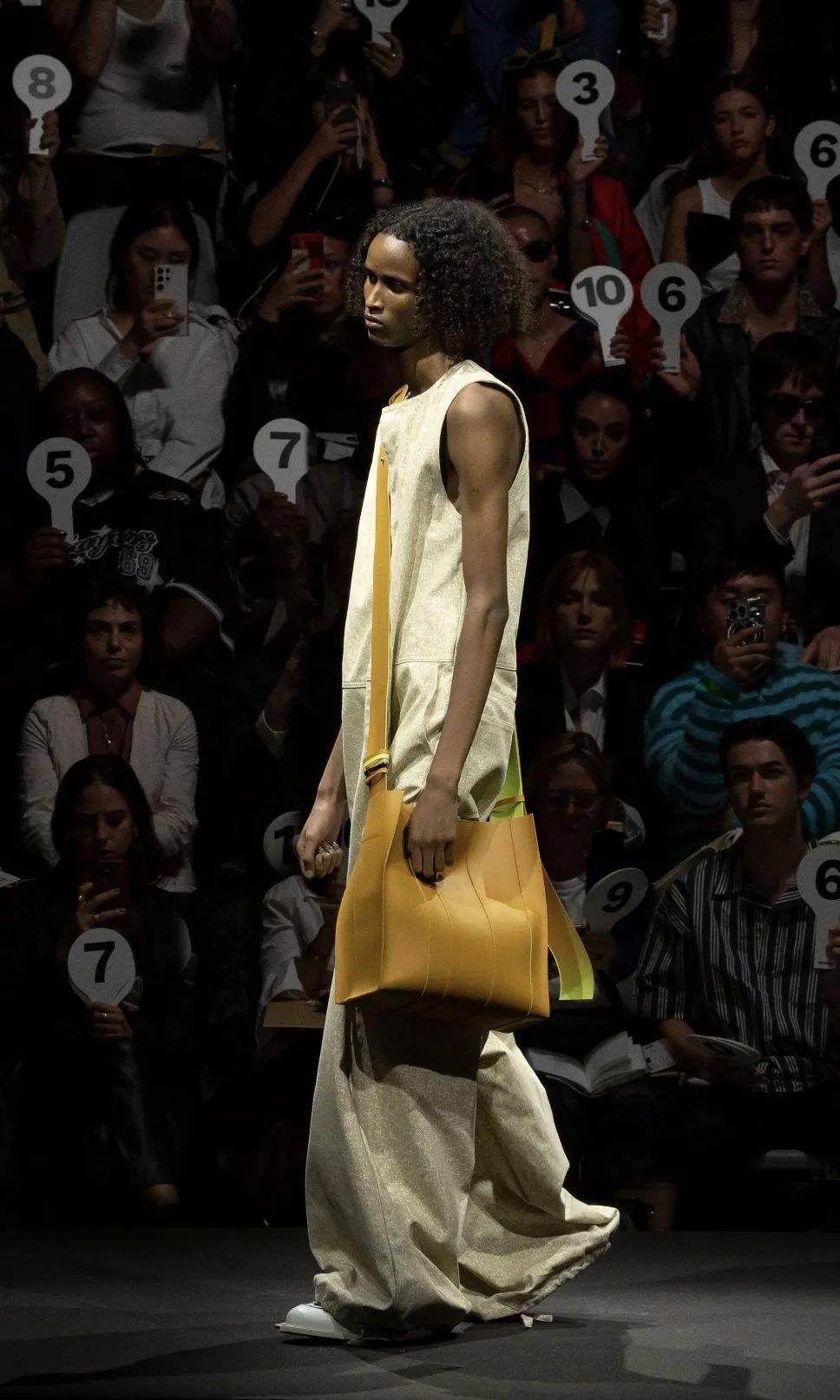 红色_颜色_高定