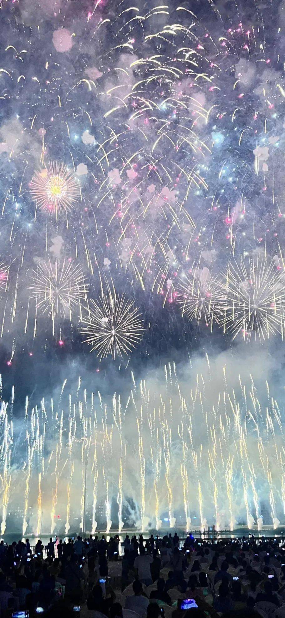 壁纸| 烟花氛围感 锁屏壁纸_loveeee