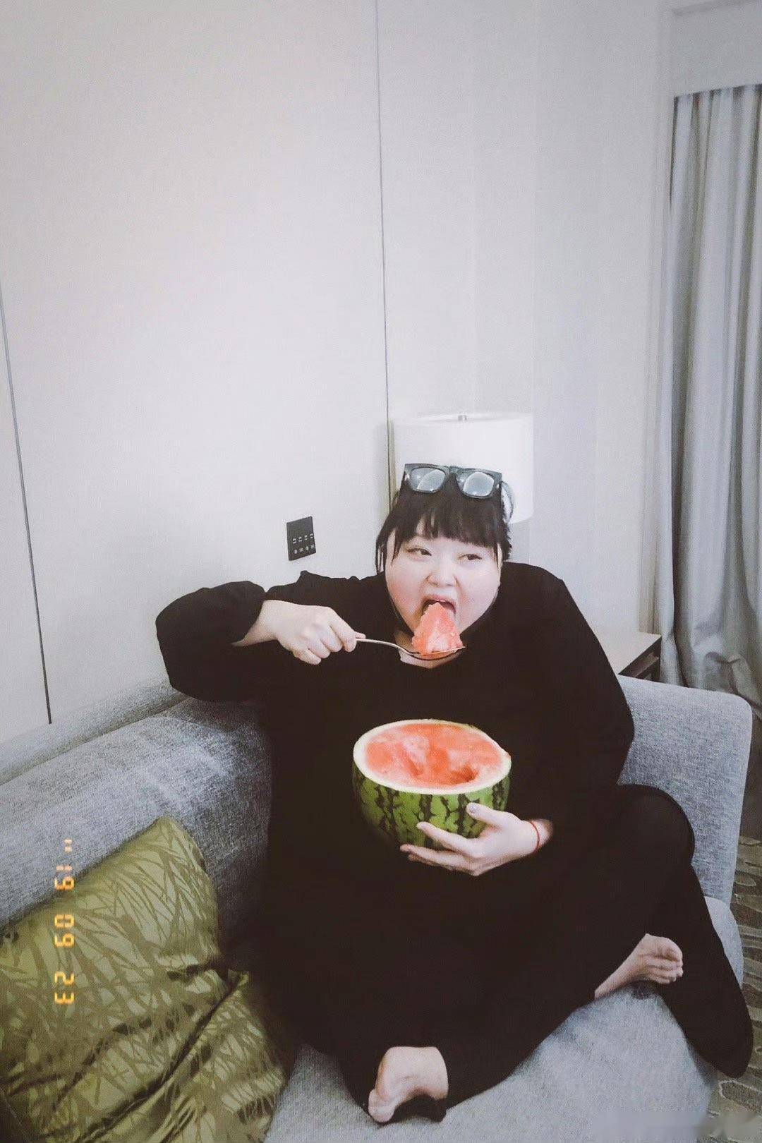 tvb前女星陈嘉佳被封港版贾玲!