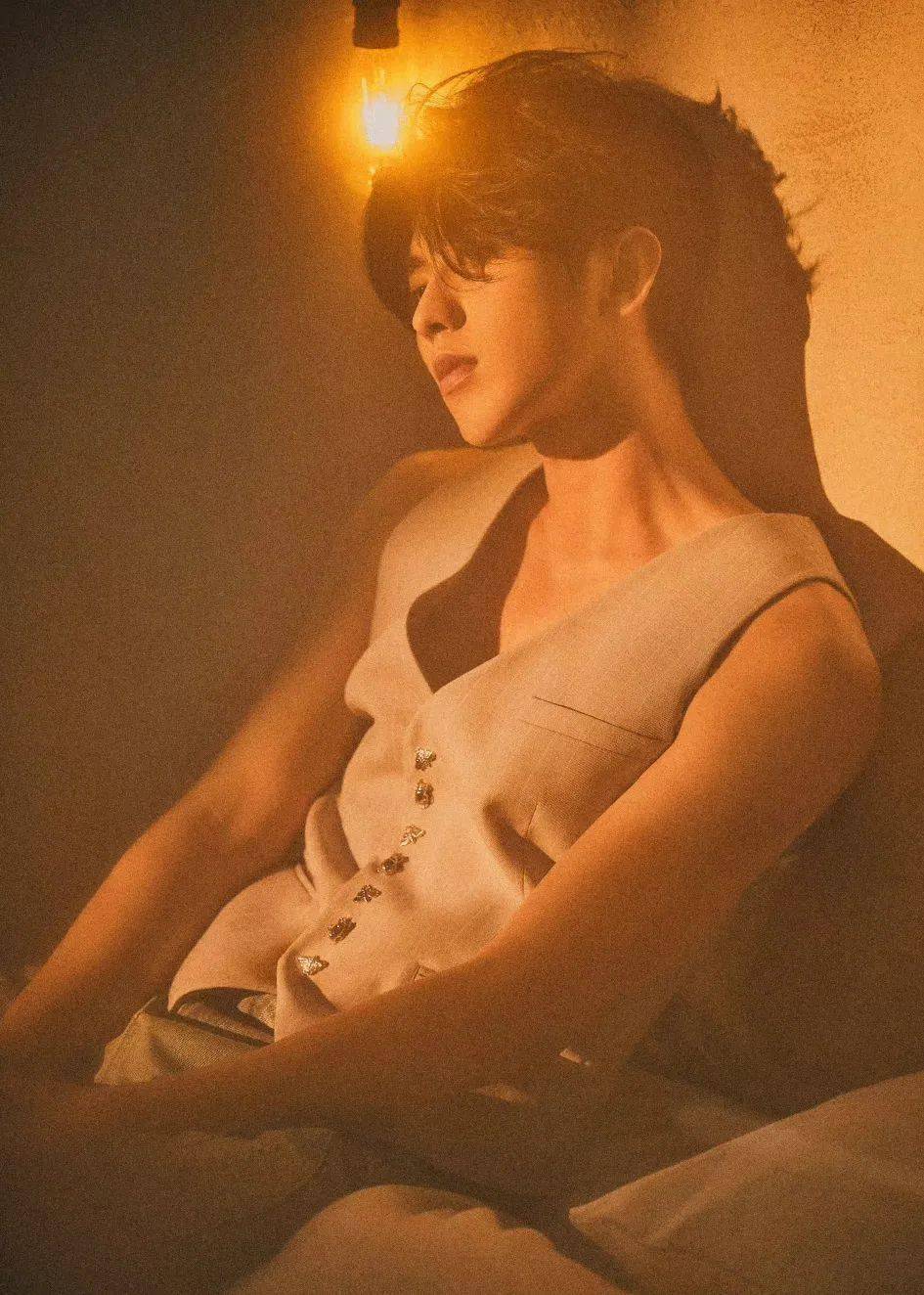 蔡徐坤复出无望?贾玲飘了?姜妍隐婚?媱安娜内娱皇族?_营销_网友_电影