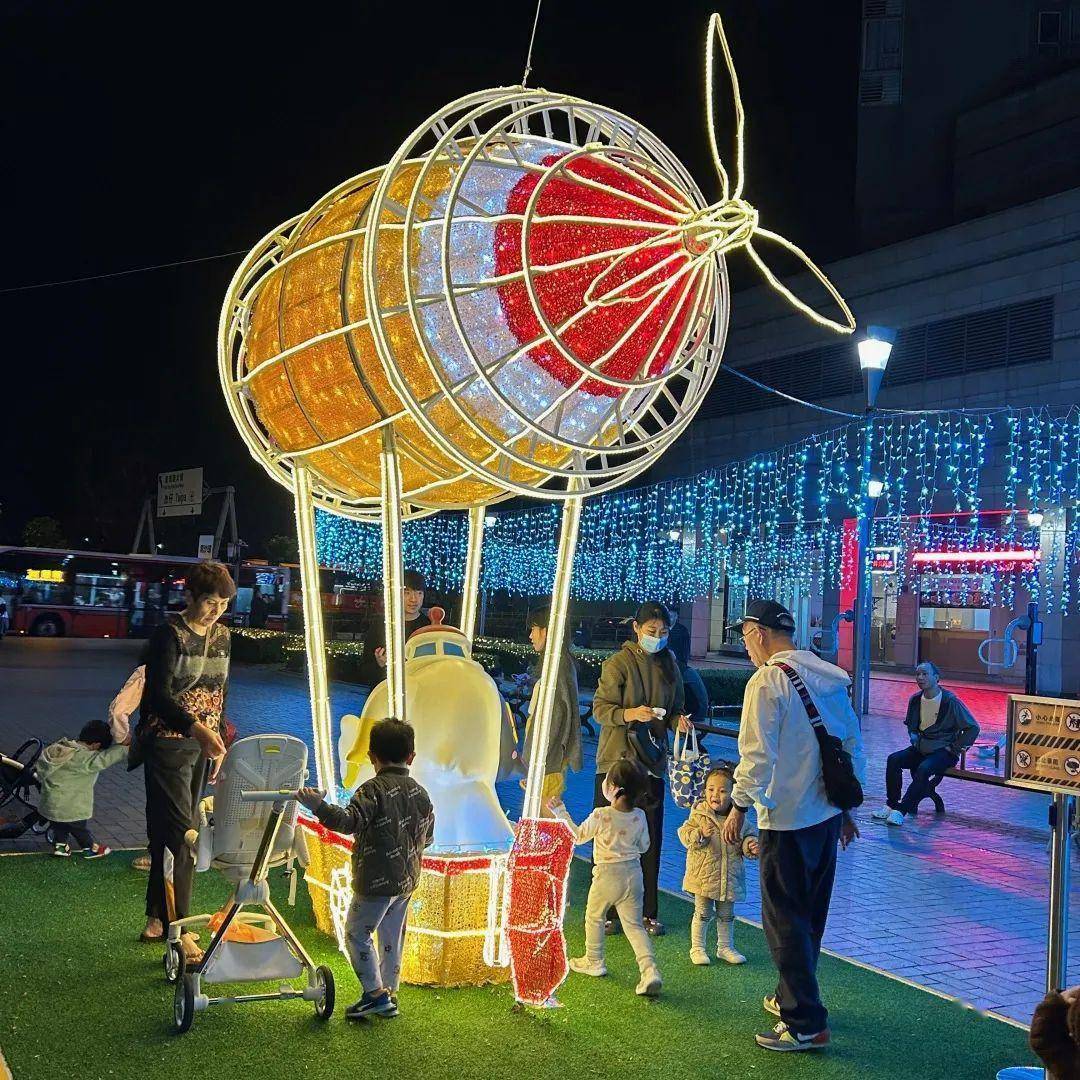 金碧文娱中心,板樟堂巷,大堂前地,十月初五日街及十六浦度假村广场