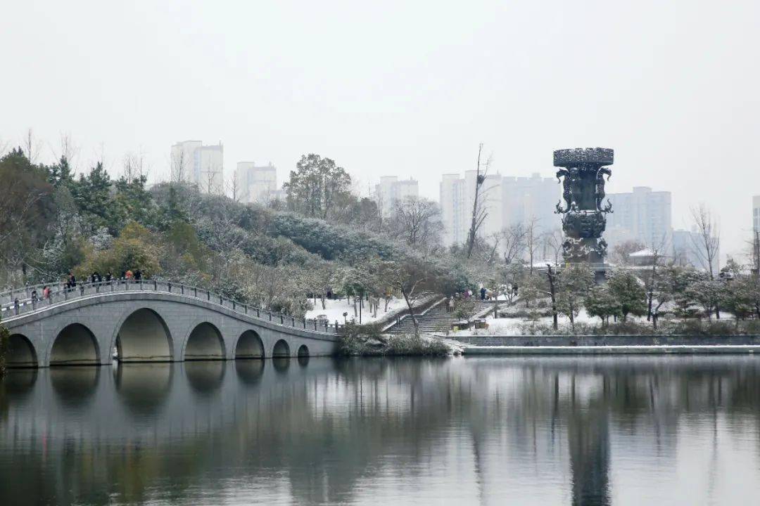 文化公园95需要注意的是:受雨雪天气影响,随州部分景区暂时闭园,请