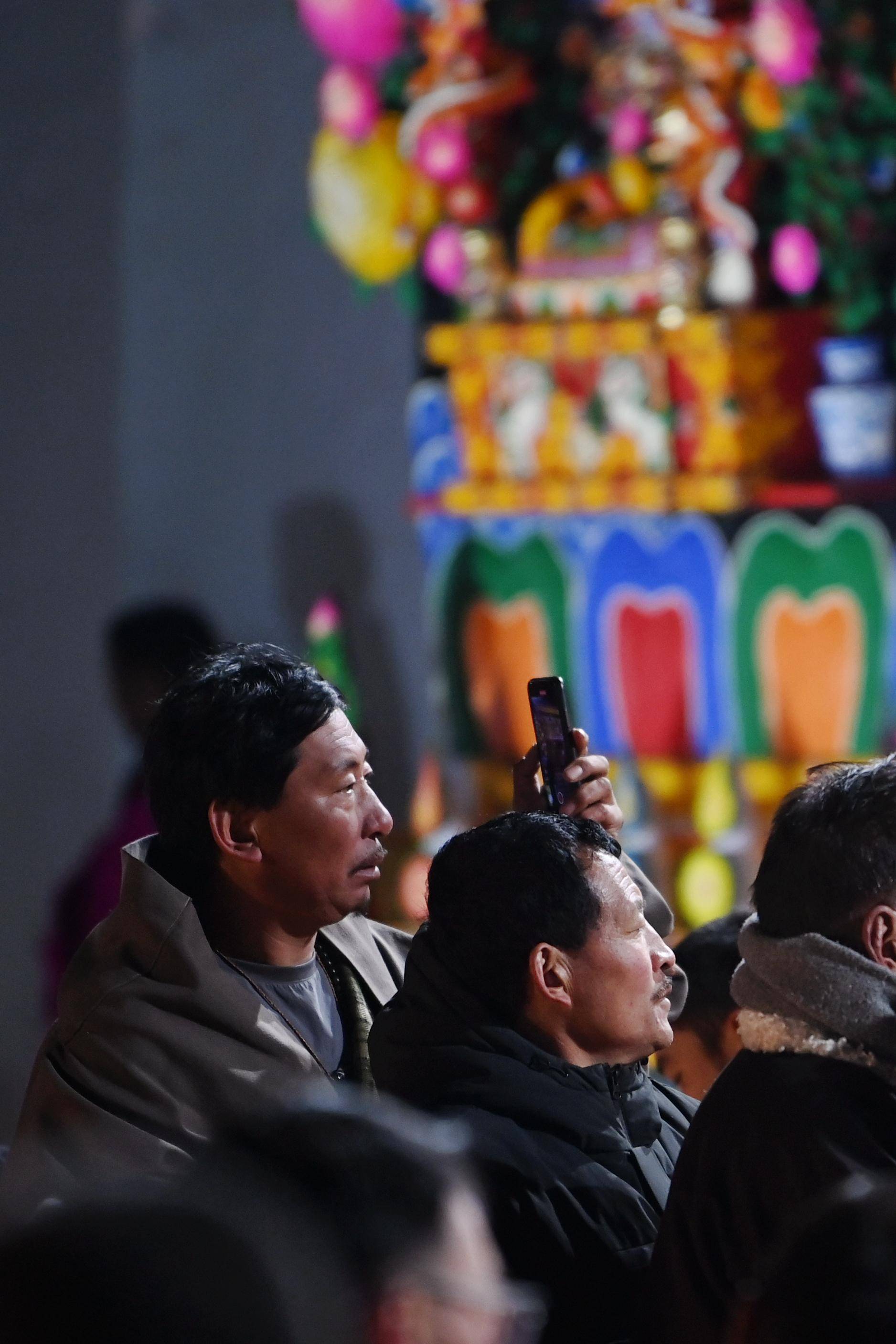 拉卜楞寺酥油花灯节图片