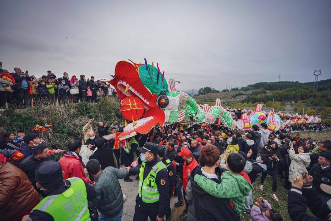 连城元宵嗨翻了~_客家_田共游_天下