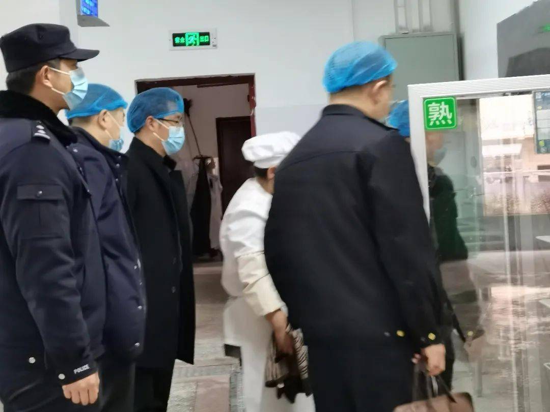 黔江公安联合多部门开展校园食品安全检查_进行了_管理_周边