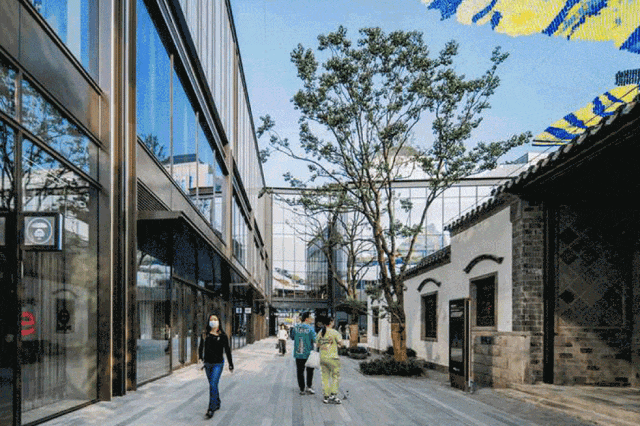 位置就在……_商业_城市_街区