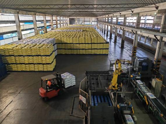 加速生产保春耕——云南化肥生产一线见闻_公司_包装_车间