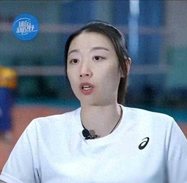 朱婷和张常宁的动态成为了中国女排集训的焦点.