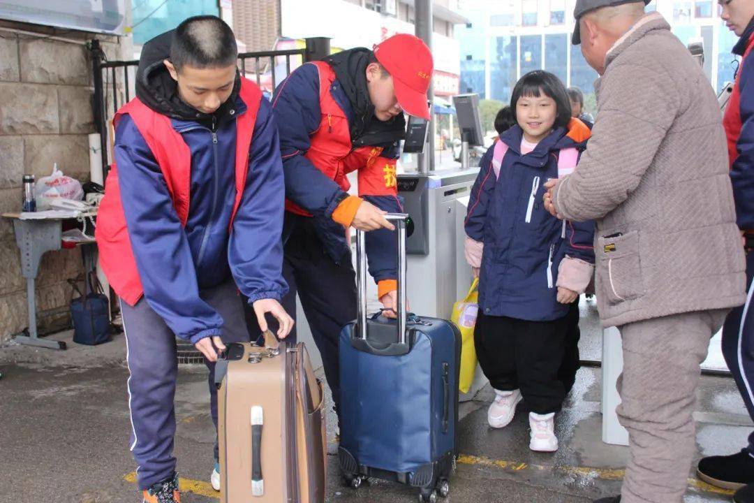 展辉学校武冈二中武冈一中为确保2024年春季学期开学工作安全,平稳,有