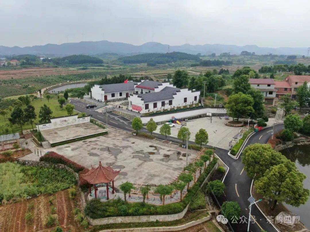 武穴市四望镇:四好农村路铺就民生幸福路_建设_公路_道路