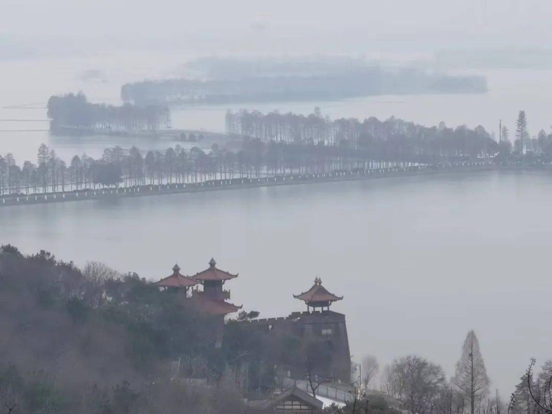 锦龙油品公司 赵玉梅游东湖安徽寿县,这里比平遥古城还早一百多年,是