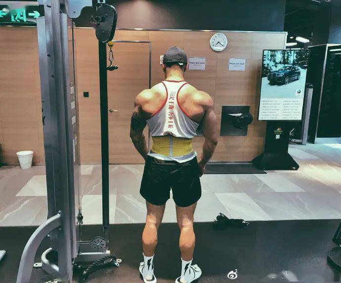 健身_动作_医生