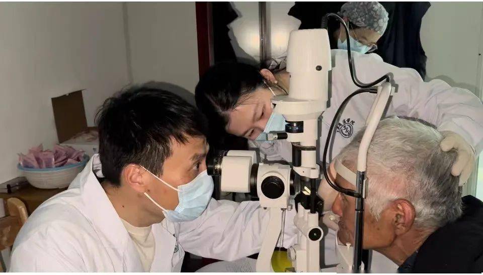 龙年春节前夕,2023年度"上海市优秀志愿者"揭晓,马晓昀在列,他说:"我