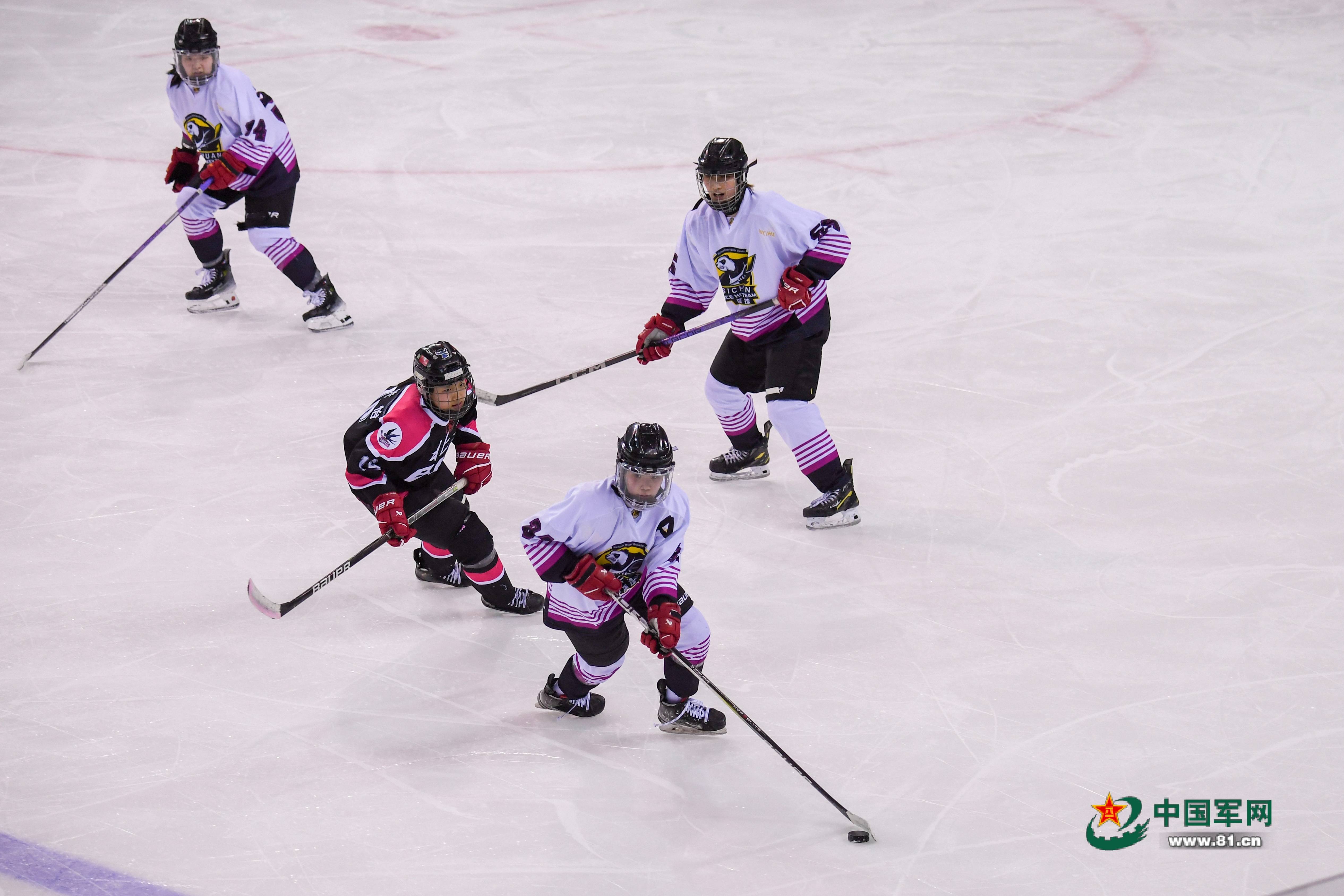 北京青年女子冰球队获得"十四冬"冰球青年组比赛冠军_栾铖_全国_冬季