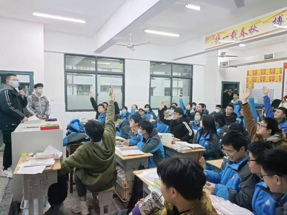 西工大"学生大使"中学母校行 | 浙江·湖南·内蒙古·上海篇_宣传