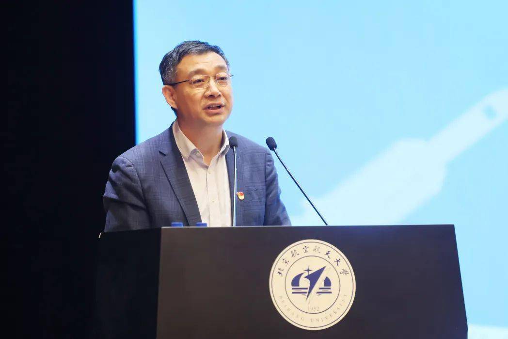 管理学院院长范英,化学学院院长刘明杰,前沿科学技术创新研究院教授