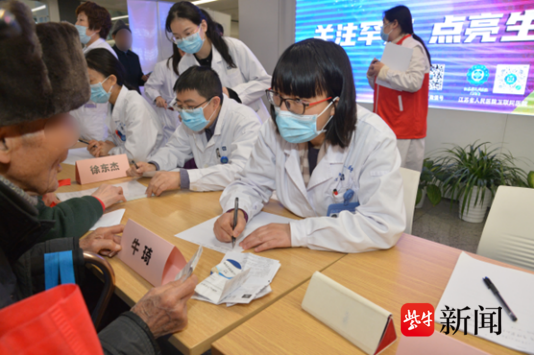 国际罕见病日丨男子患这种罕见病导致双目失明,省人