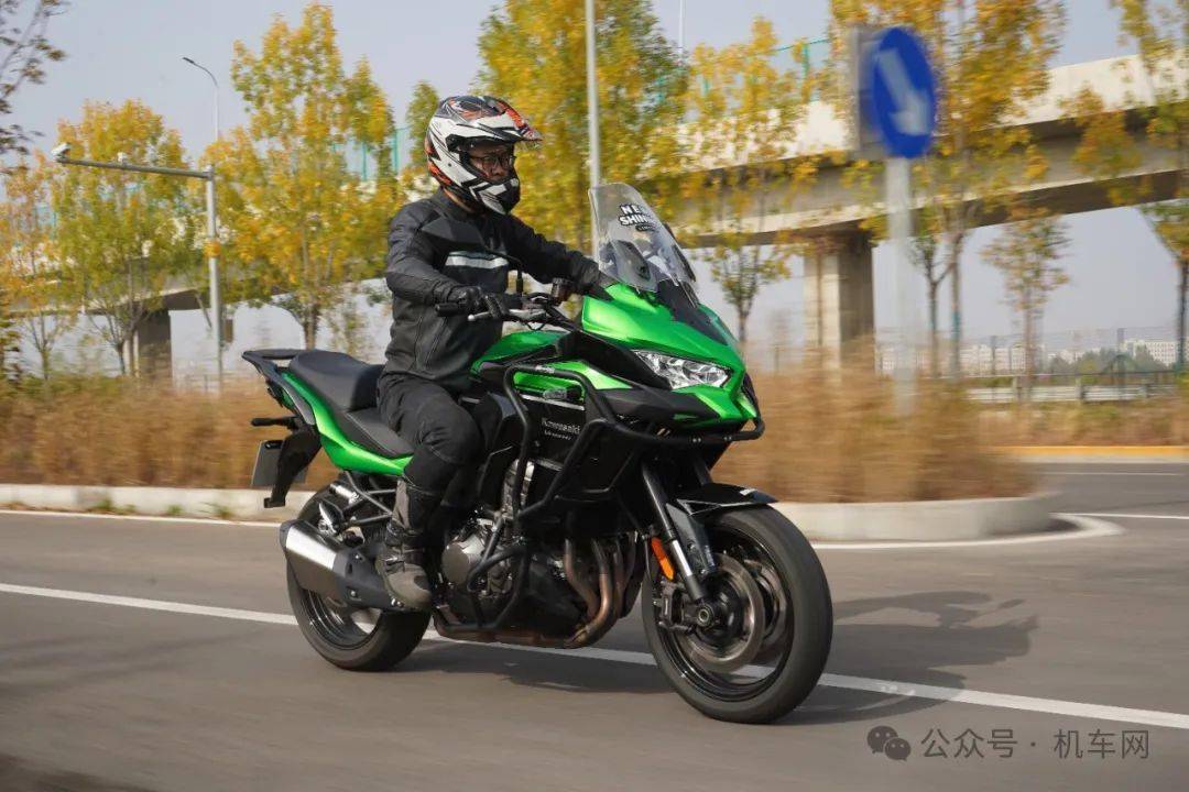 jc君测评:川崎versys 1000,心有猛虎,细嗅蔷薇_搜狐汽车_搜狐网
