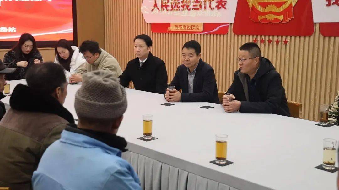 深感责任在肩党总支书记欧阳华宜兴市西渚镇白塔村全国人大代表