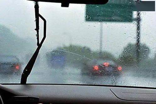 请收下这份雨雾天气行车注意事项_搜狐汽车_搜狐网