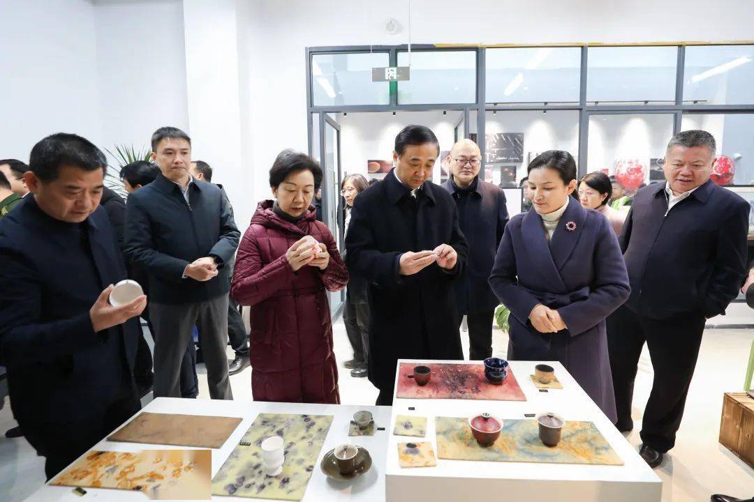 质量发展现场推进会第二天走进昌南新区浮梁县珠山区_项目_陶瓷_生产