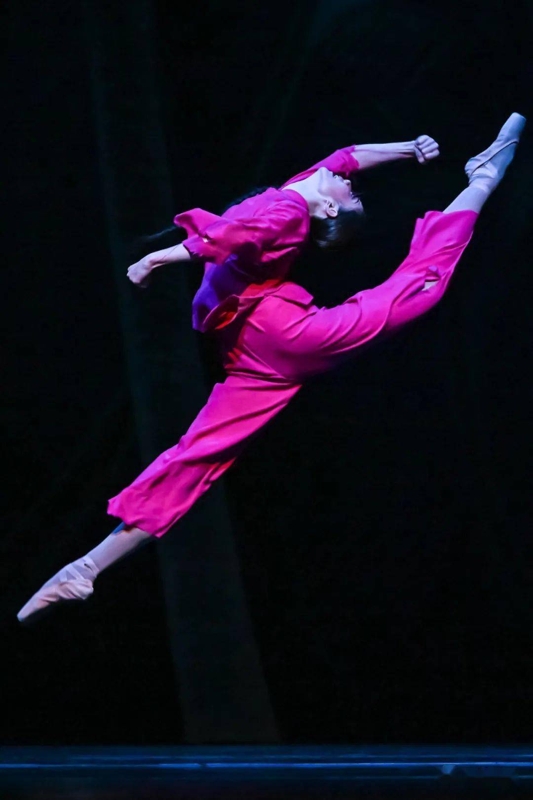 中央芭蕾舞团《红色娘子军》首演60周年纪念演出北京即将精彩上演_洪