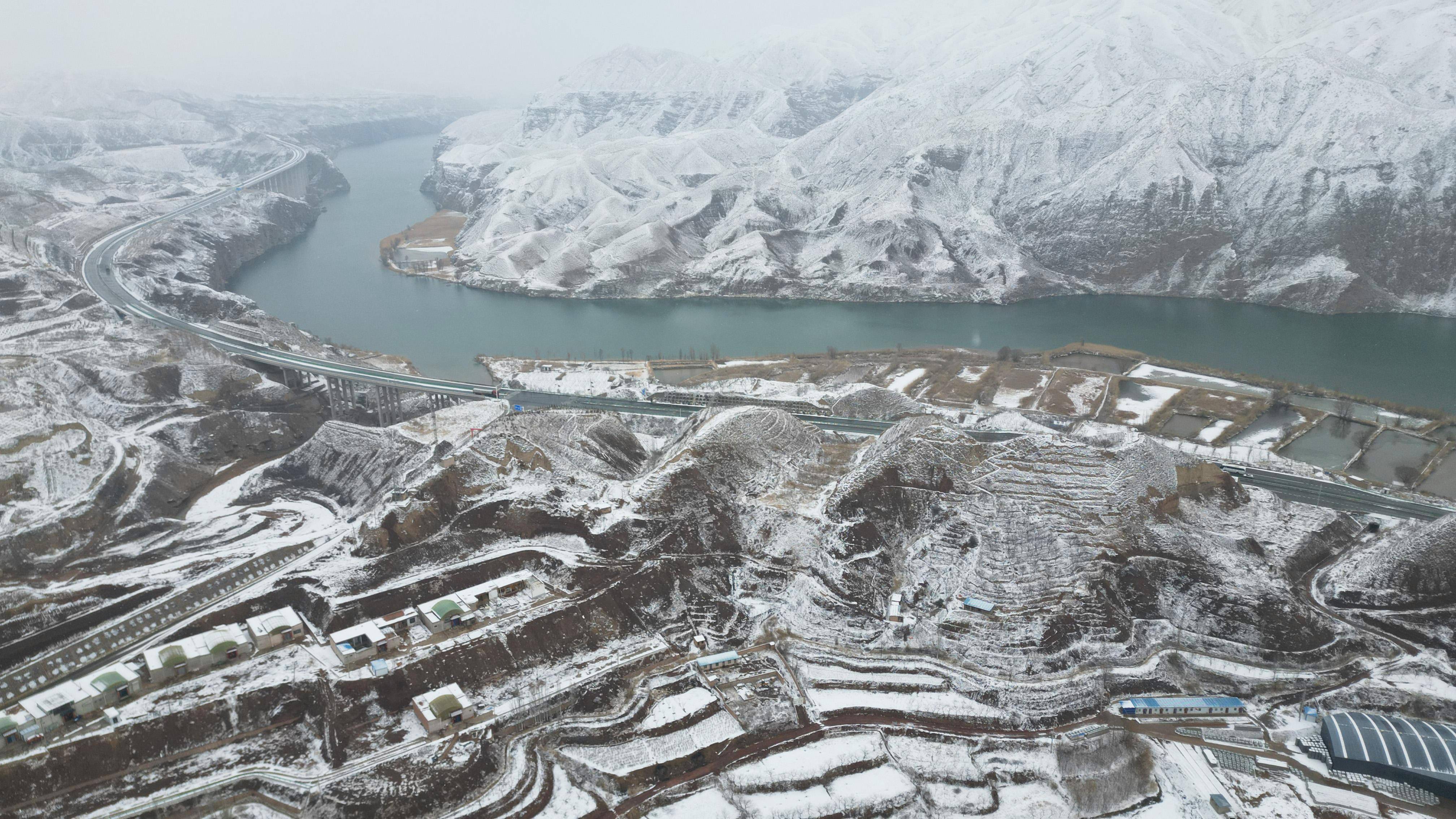 甘肃兰州雪景图片