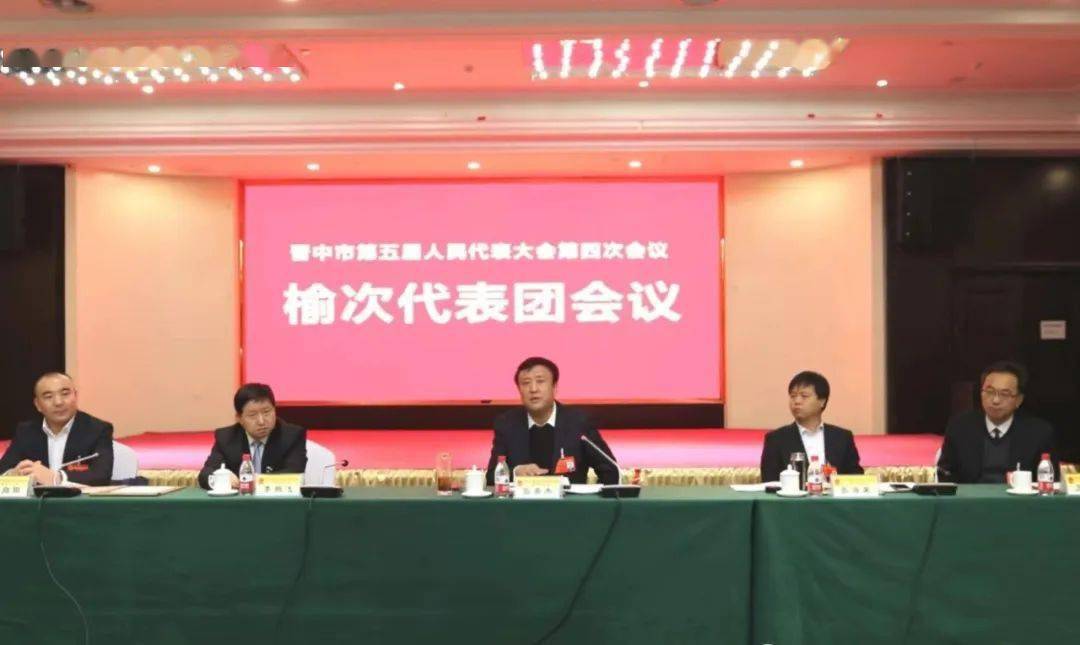 市人大代表张文海说:"今年市政府工作报告总结成绩求真务实,安排工作