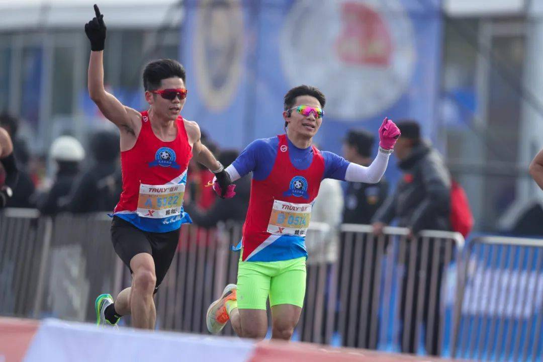 跑过仁寿,我们看见……_马拉松_仁马_成绩