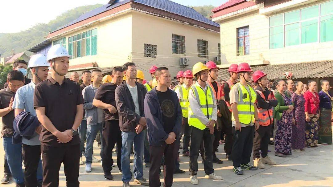景洪市曼飞龙水库库区连片"美丽家园61移民新村"建设项目开工_居民