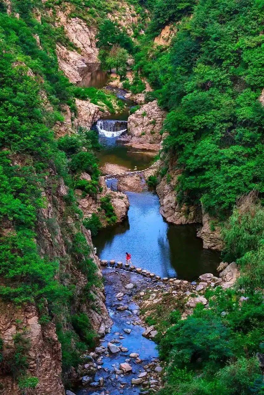 梦境河山风景区九仙山摄影:杜光年俗话说"靠山吃山,靠海吃海"来到日照