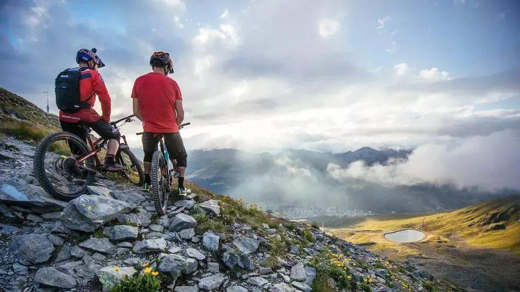 我们为什么如此热爱骑行?_生活_人生_自行车