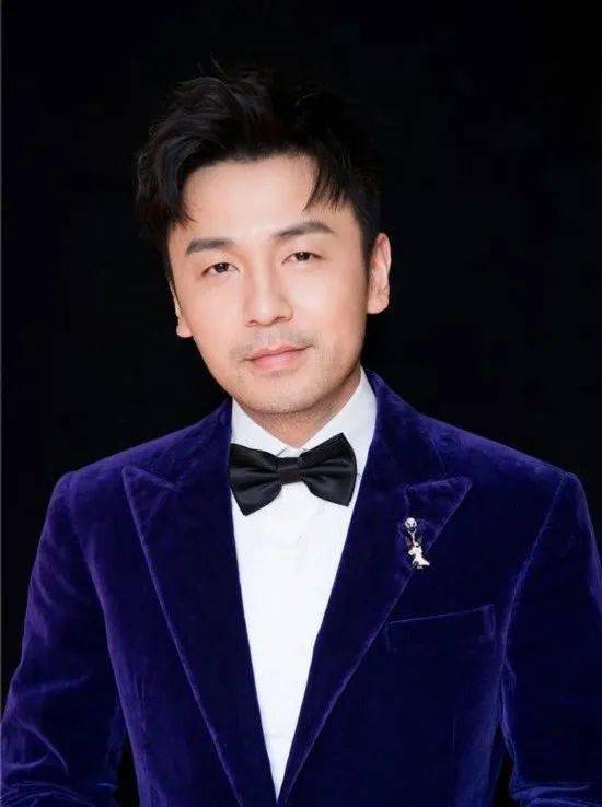 少年时早恋叛逆,与大学同学裸婚,妻子竟是童年女神_观众_角色_因为