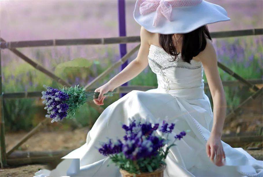 【连衣裙】宋冬野经典歌曲(深情次中音萨克斯音乐)_唯美_店铺_品牌