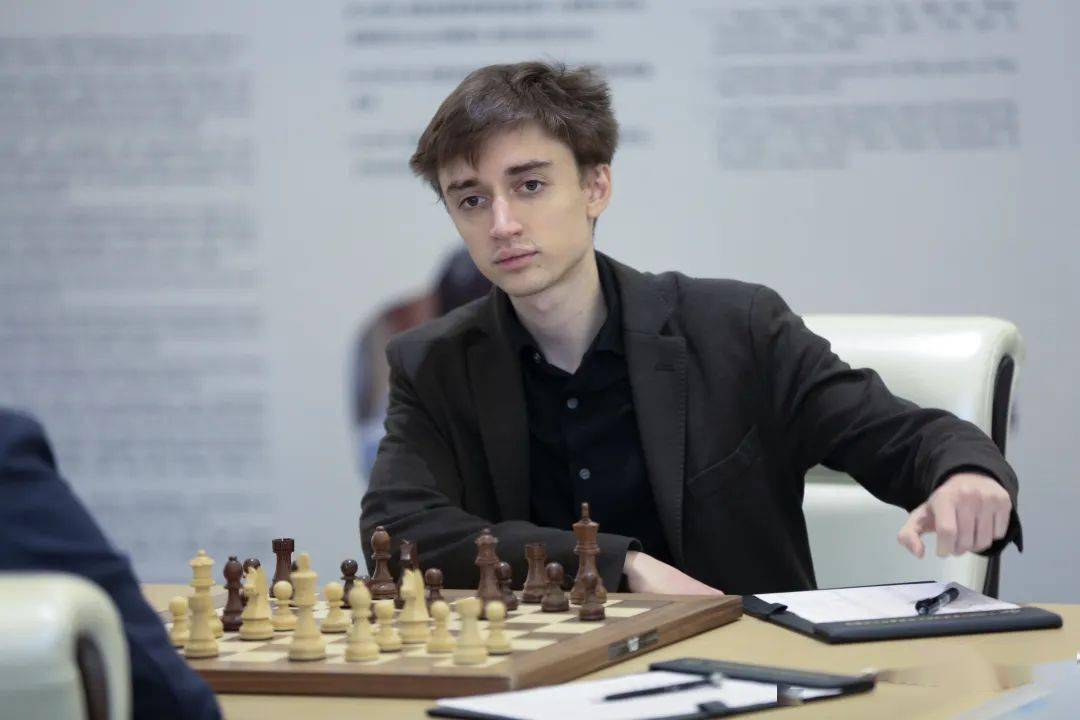 第五届深圳龙岗国际象棋大师赛激战三轮余泱漪再下一城独自领先