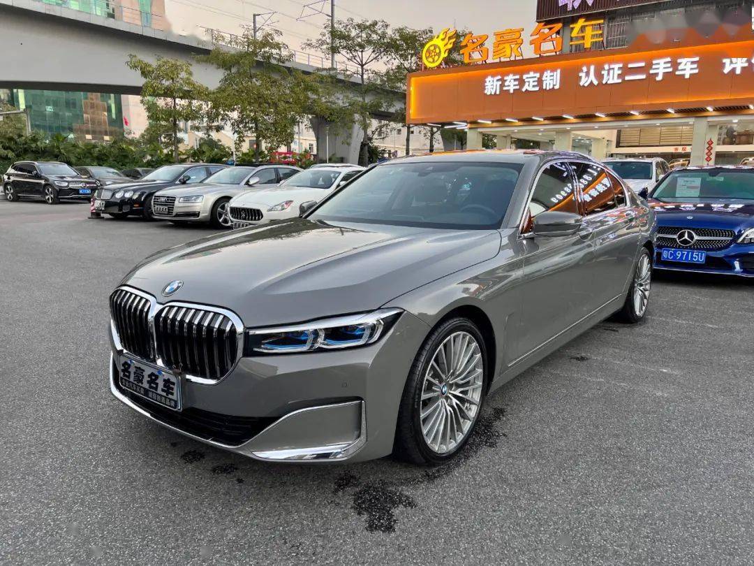 【推荐车型】宝马740li:顶级豪华品质,操控性与舒适性兼具!
