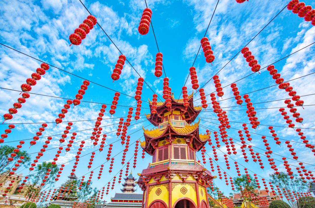 门票窦圌山景区面向全国女性朋友3月8日-3月10日窦圌山景区↓↓↓一