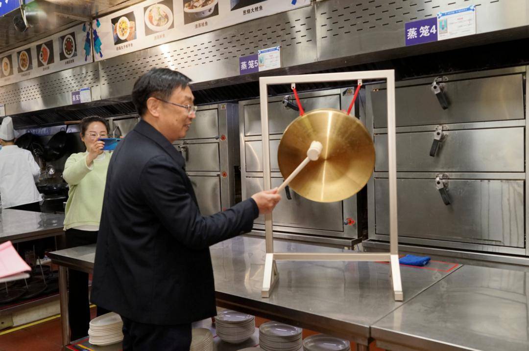 2024商丘首届餐饮技能大赛开赛!_面点_参赛选手_美食