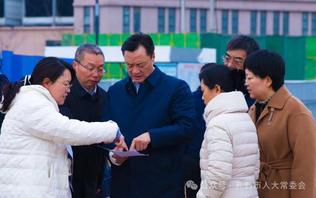 市人大常委会副主任钱忠宝到龙亭区开展工作调研并进行现场办公_建设