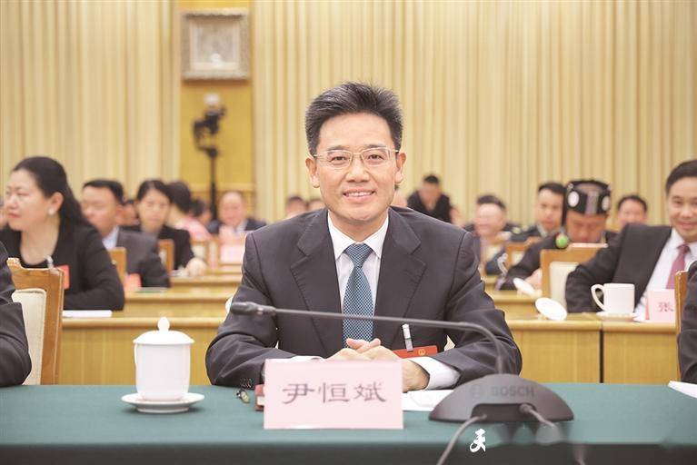 全国人大代表,安顺市市长尹恒斌:在积极融入国家战略中赢得自身发展