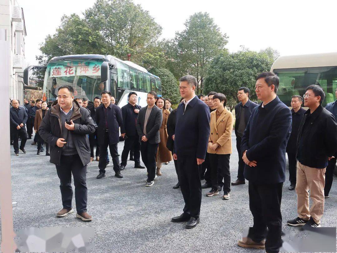 项目"华山论剑" 奋进"小县大城"_旅游_交流会_莲花县