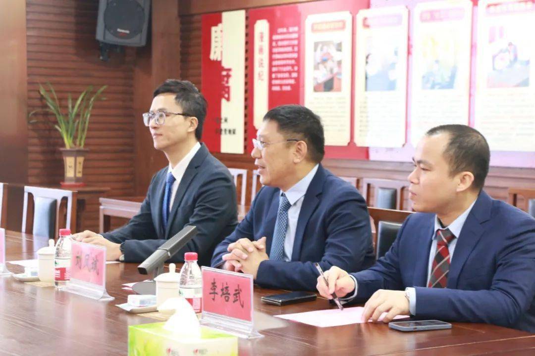 刘凤斌教授率队莅院开展坐诊带教等系列学术指导工作_进行_建设_交流