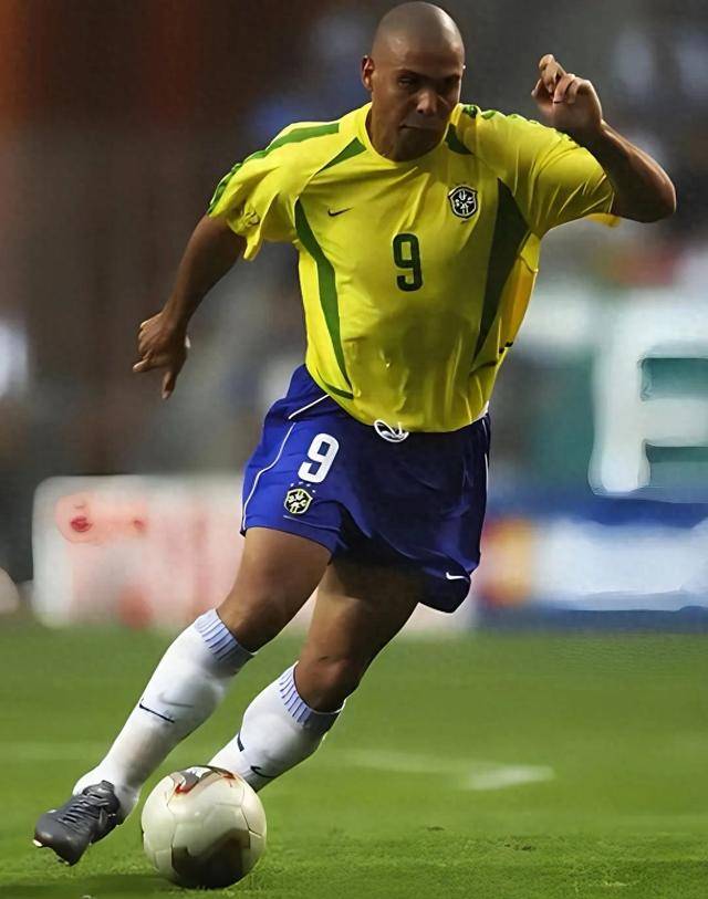 外星人降临:罗纳尔多的足球奇迹